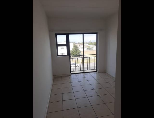 BEDROOM APARTMENT TO LET IN VASCO ESTATE
